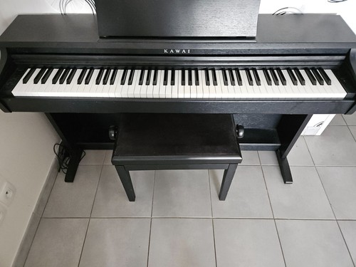 Piano droit numérique - piano,